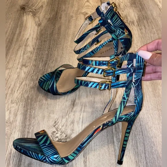 Express Cabana Stiletto High Heels Strappy Blue Green Floral Beach Summer sz 8 - Picture 6 of 11